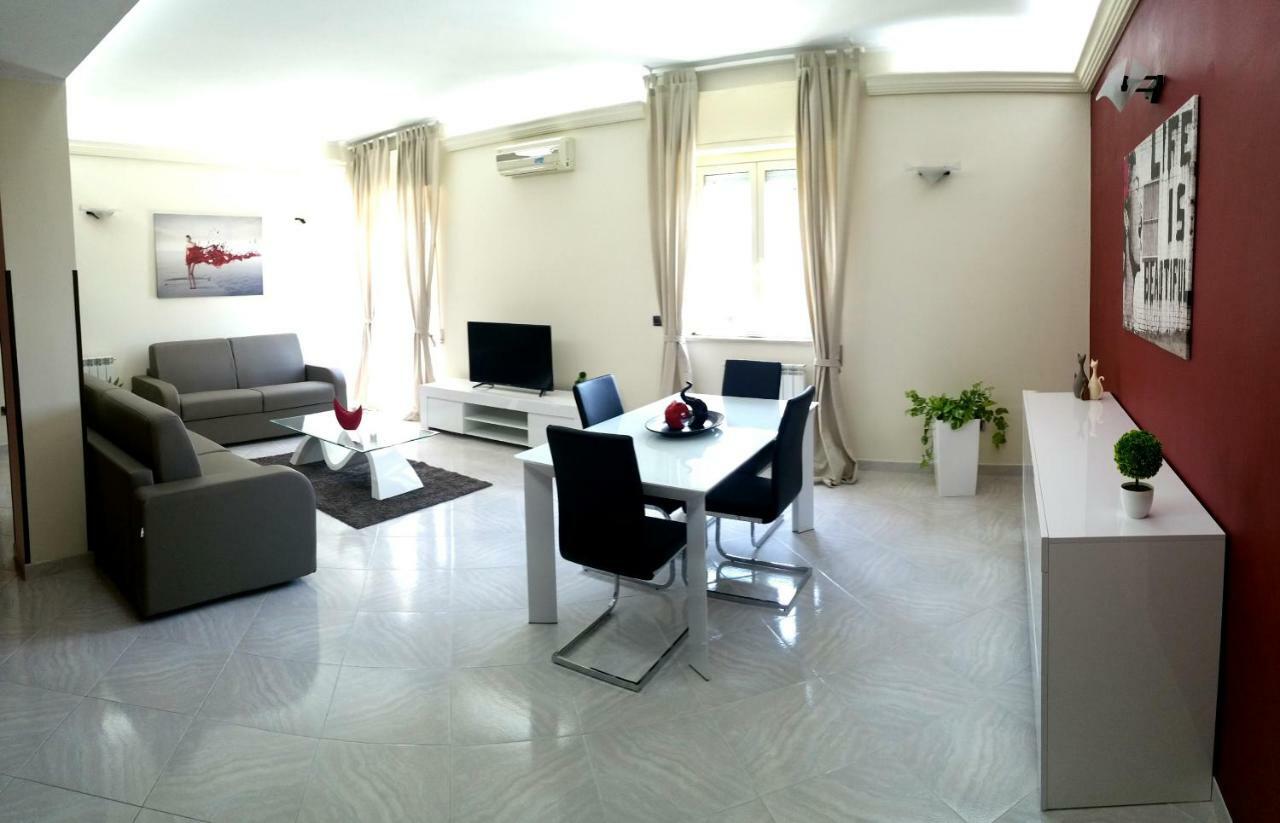 My Place سيراكوزا المظهر الخارجي الصورة